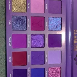 Glamlite Wine Palette